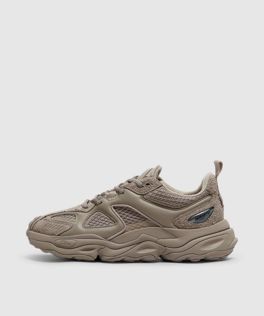 Axel Arigato Satellite Runner Sneaker (Dk Beige/Dk Beige - 46) - Size 46